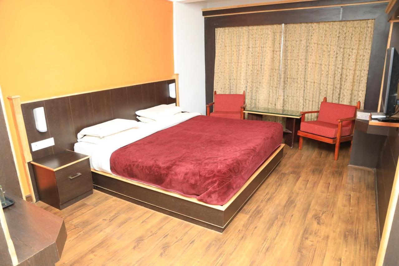 Hotel Durga Ooty Eksteriør billede